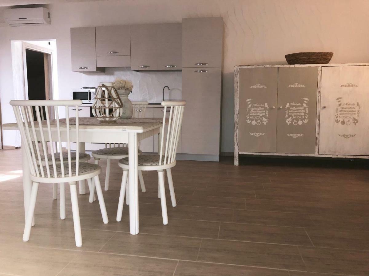 Appartamento Leda Piras Zewnętrze zdjęcie